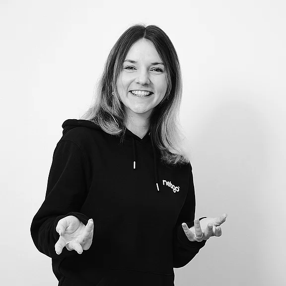 Porträt von Melissa (Grau)